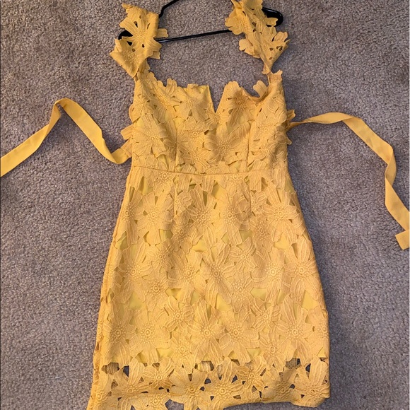 Yellow Floral Dress - Picture 1 of 1